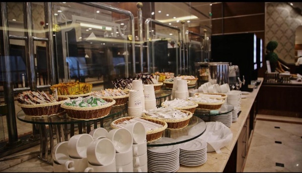 Nozol Royal Inn Hotel image 25